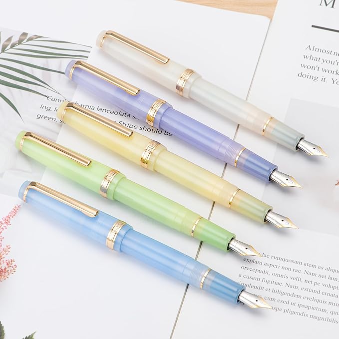 Jinhao 82 Acrylic Fountain Pen, Iridium Bent Nib with Ink Converter, Transparent Green Classic Design Calligraphy Pen (Gold Trim)