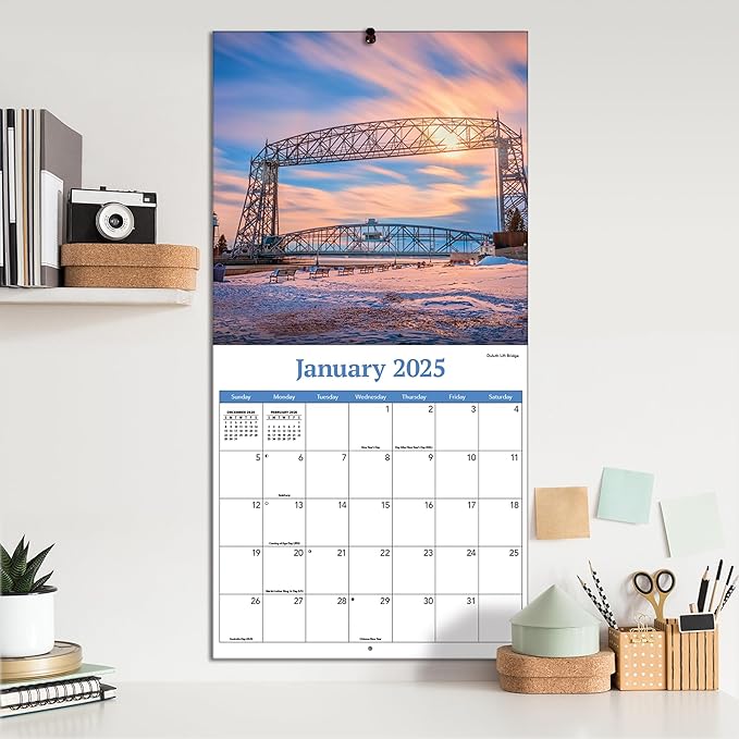 TURNER PHOTOGRAPHIC Minnesota 12x12 Photo Wall Calendar (25998940101)